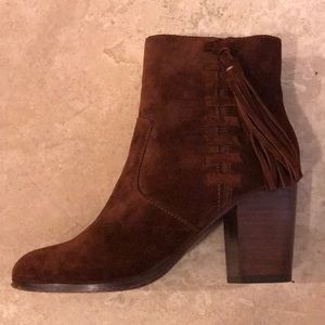 Frye Myra Tassel Lace Suede Ankle Boots Nearly New